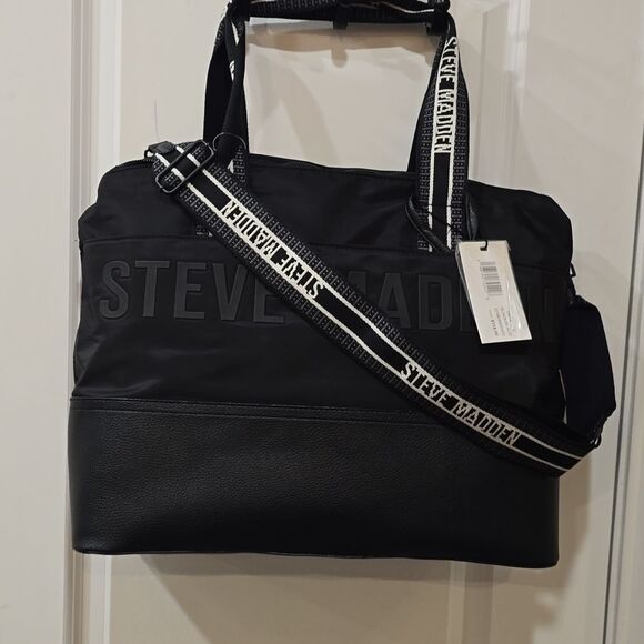 Steve Madden BGymm Weekender Bag- Black/Black - Picture 10 of 14